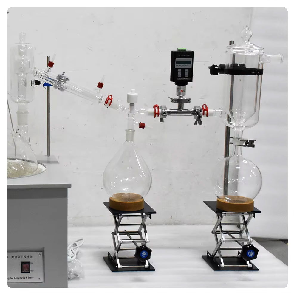 Short path distillation.jpg